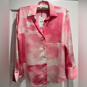 Do you need a pick-me-up? Then this is the blouse for you! Gorgeous pink!